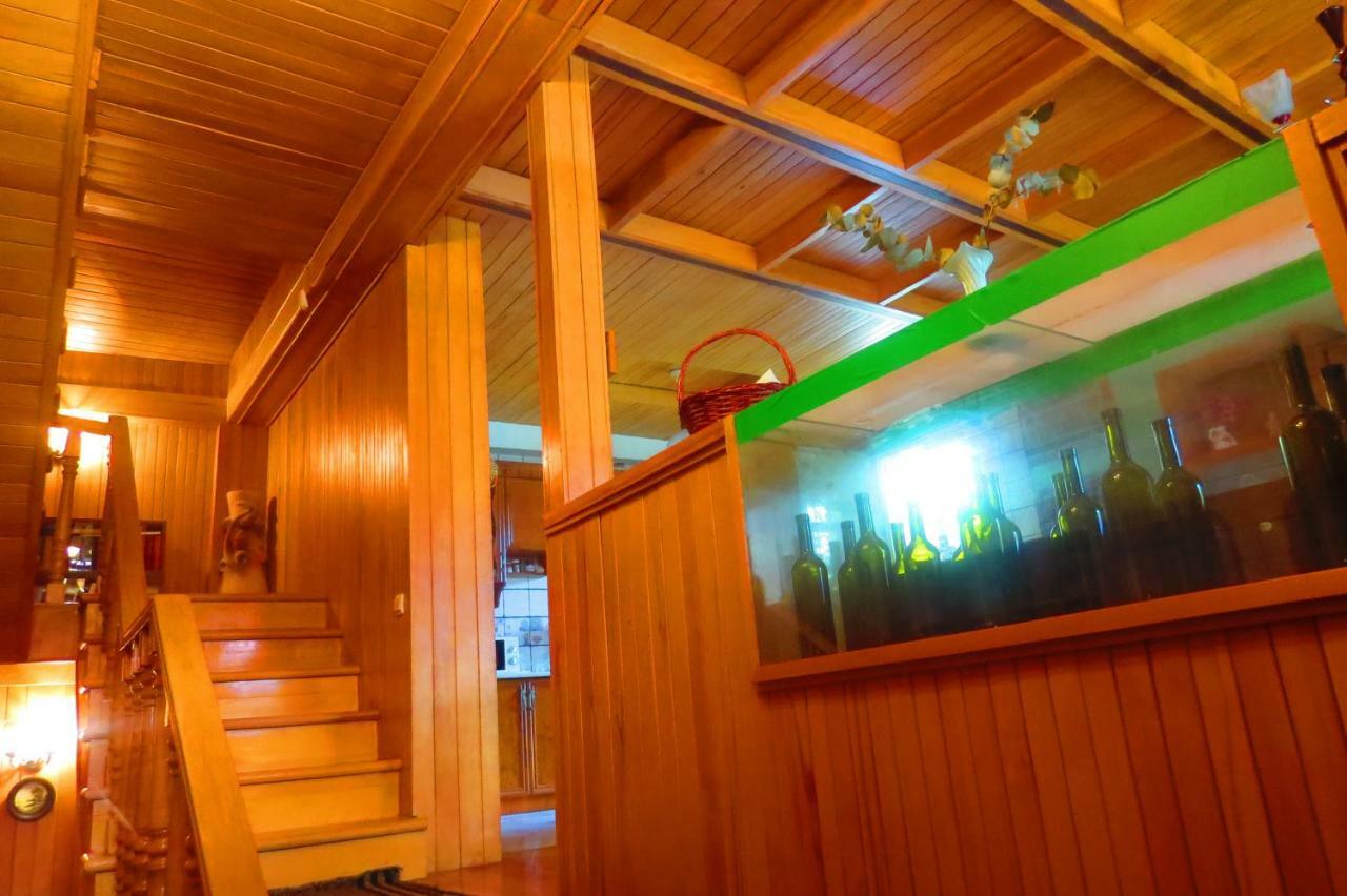 Kutaisi Center Guesthouse Екстер'єр фото